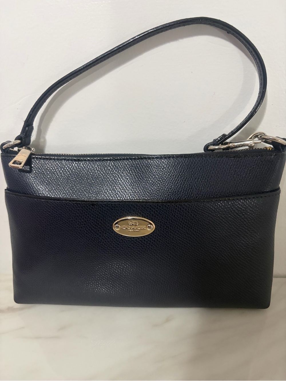 Coach F53014 Crossgrain Leather Pop Up Pouch Wristlet Clutch⁠